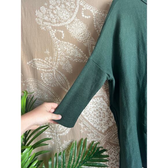 Mersea Catalina Crew Neck Sweater Top w/ Trio Pocket in Green - Picture 3 of 7